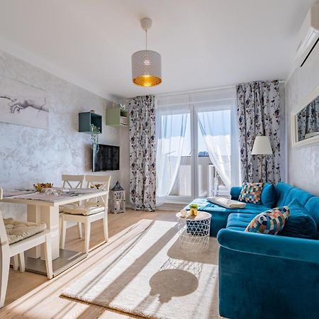 Flexible Selfcheckins 30 - Zagreb - Garage - Electric Vehicle Ccharger - Big Loggia - New - Apartments Repinc 30 מראה חיצוני תמונה