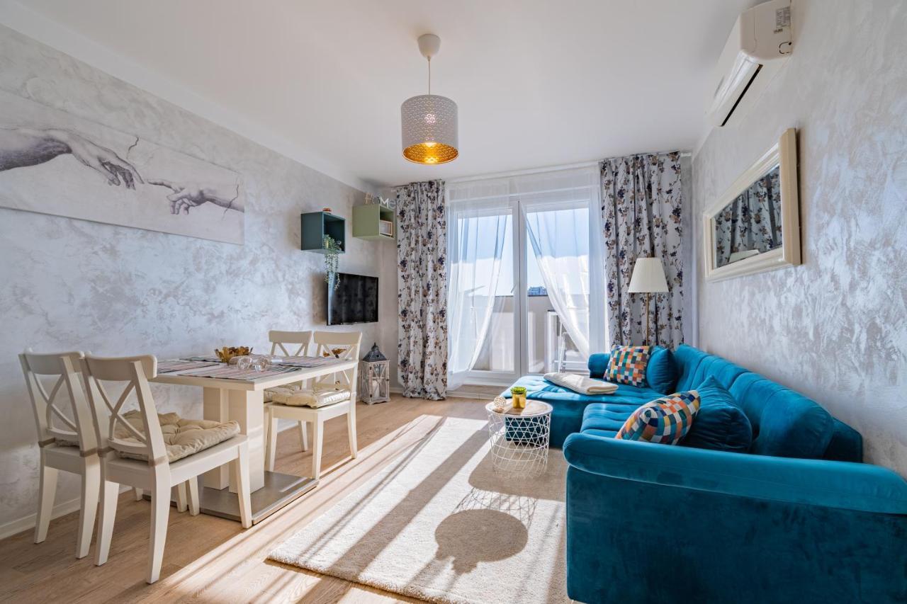 Flexible Selfcheckins 30 - Zagreb - Garage - Electric Vehicle Ccharger - Big Loggia - New - Apartments Repinc 30 מראה חיצוני תמונה
